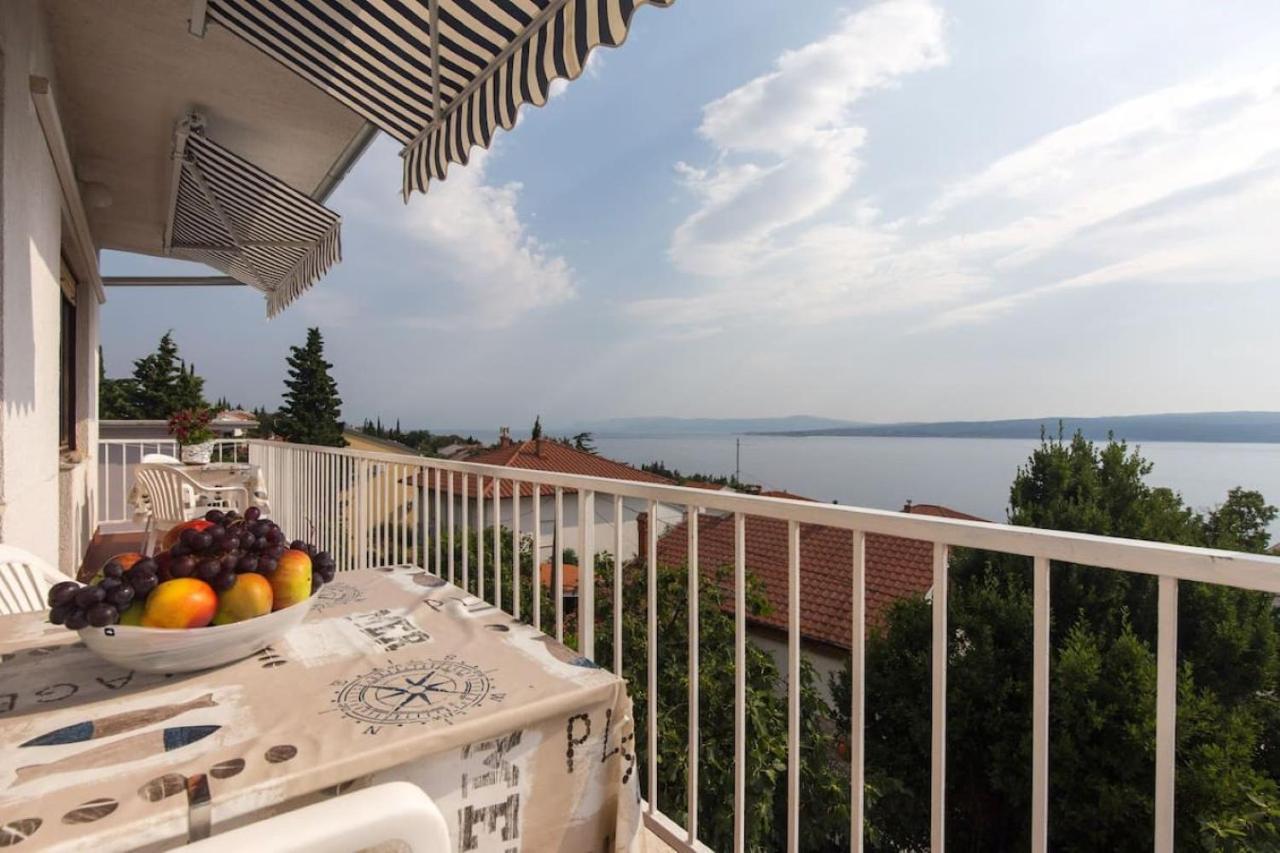 Apartments Simona Crikvenica Exterior foto